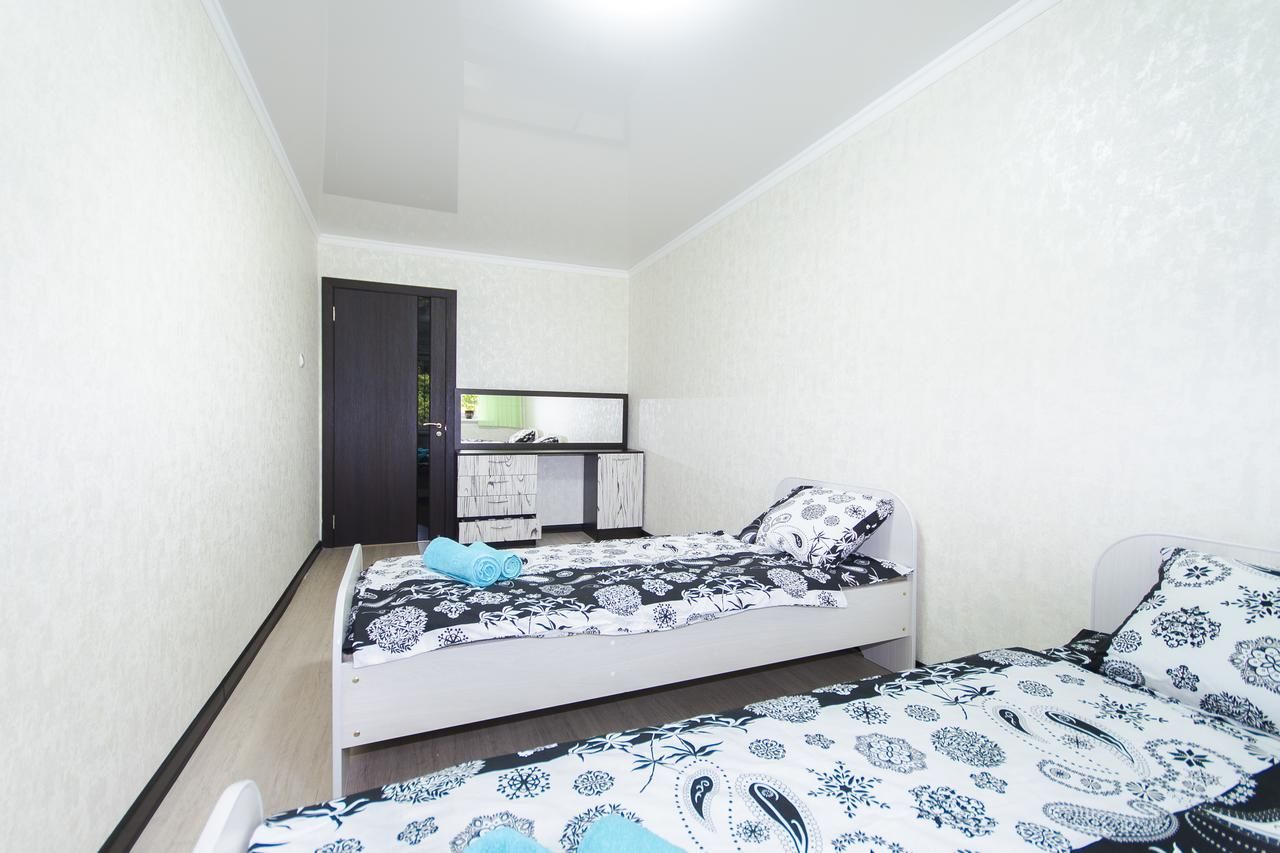 Апартаменты Cozy, clean apartment in Almaly district Алматы-13