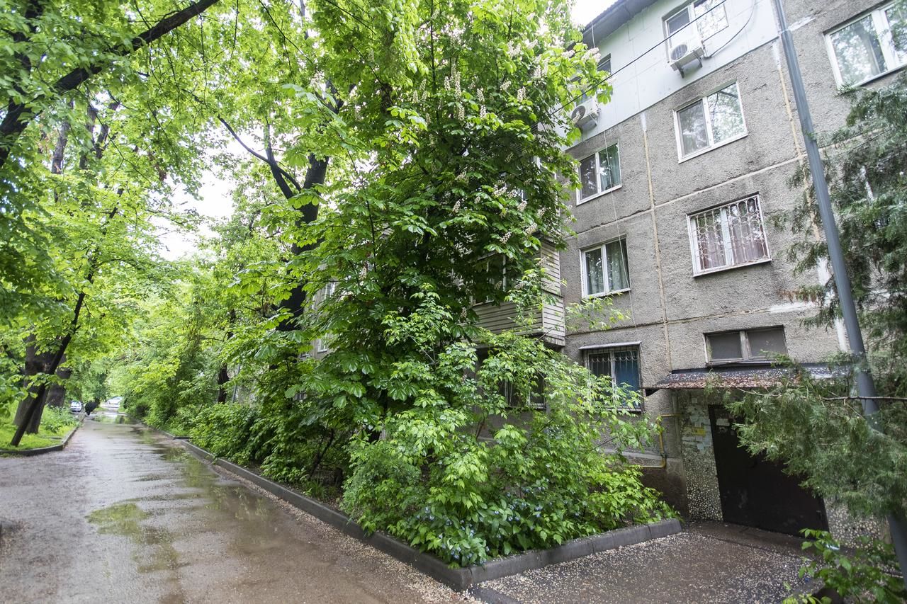 Апартаменты Cozy, clean apartment in Almaly district Алматы-26