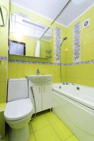 Апартаменты Cozy, clean apartment in Almaly district Алматы Апартаменты с 2 спальнями-18