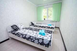 Апартаменты Cozy, clean apartment in Almaly district Алматы Апартаменты с 2 спальнями-32