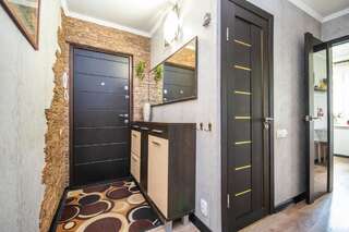 Апартаменты Cozy, clean apartment in Almaly district Алматы Апартаменты с 2 спальнями-38