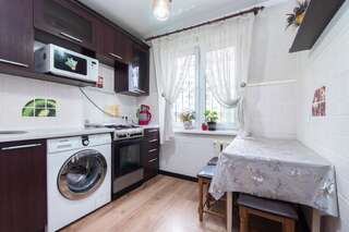 Апартаменты Cozy, clean apartment in Almaly district Алматы Апартаменты с 2 спальнями-41