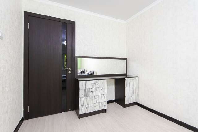 Апартаменты Cozy, clean apartment in Almaly district Алматы-14
